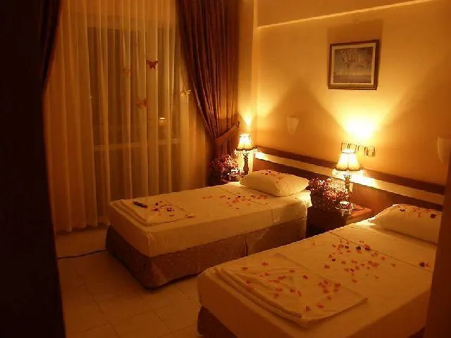 Yade Luxe Hotel Icmeler 2*,